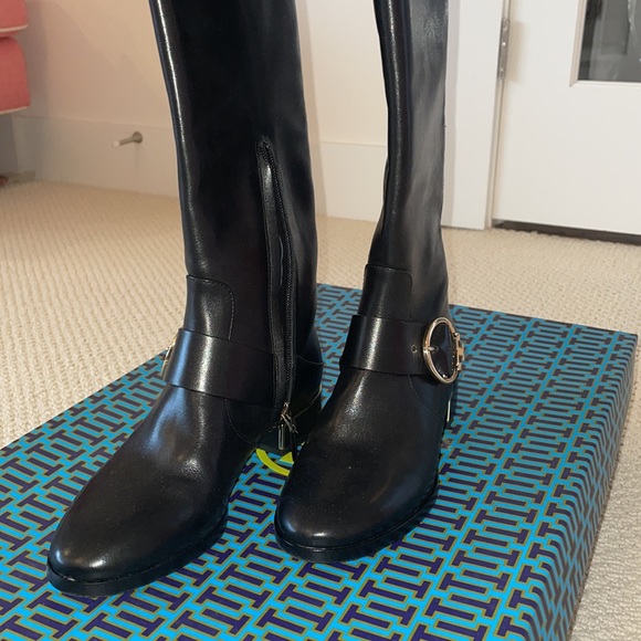EUC 🎉Tory Burch🎉Black Leather Boots, Sz 6.5 - Picture 3 of 14